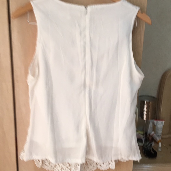 Lace top,size M - Picture 3 of 7